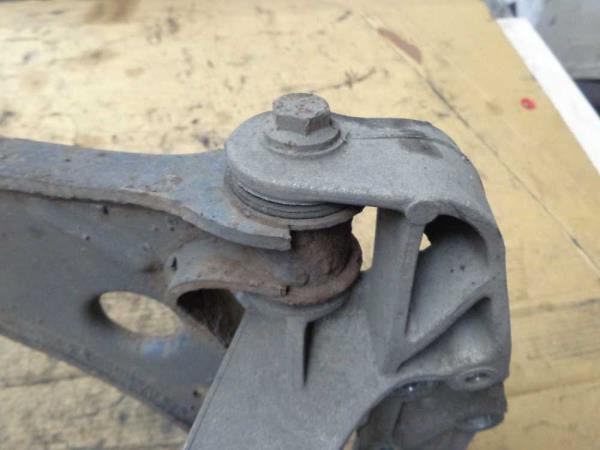 TRIANGLE+SUPPORT ALU AVANT GAUCHE VW GOLF 5 - Vue 2